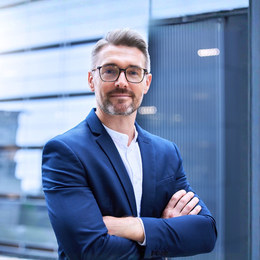 Elevate Labs | Engineering Revenue Systems for CEOs 15